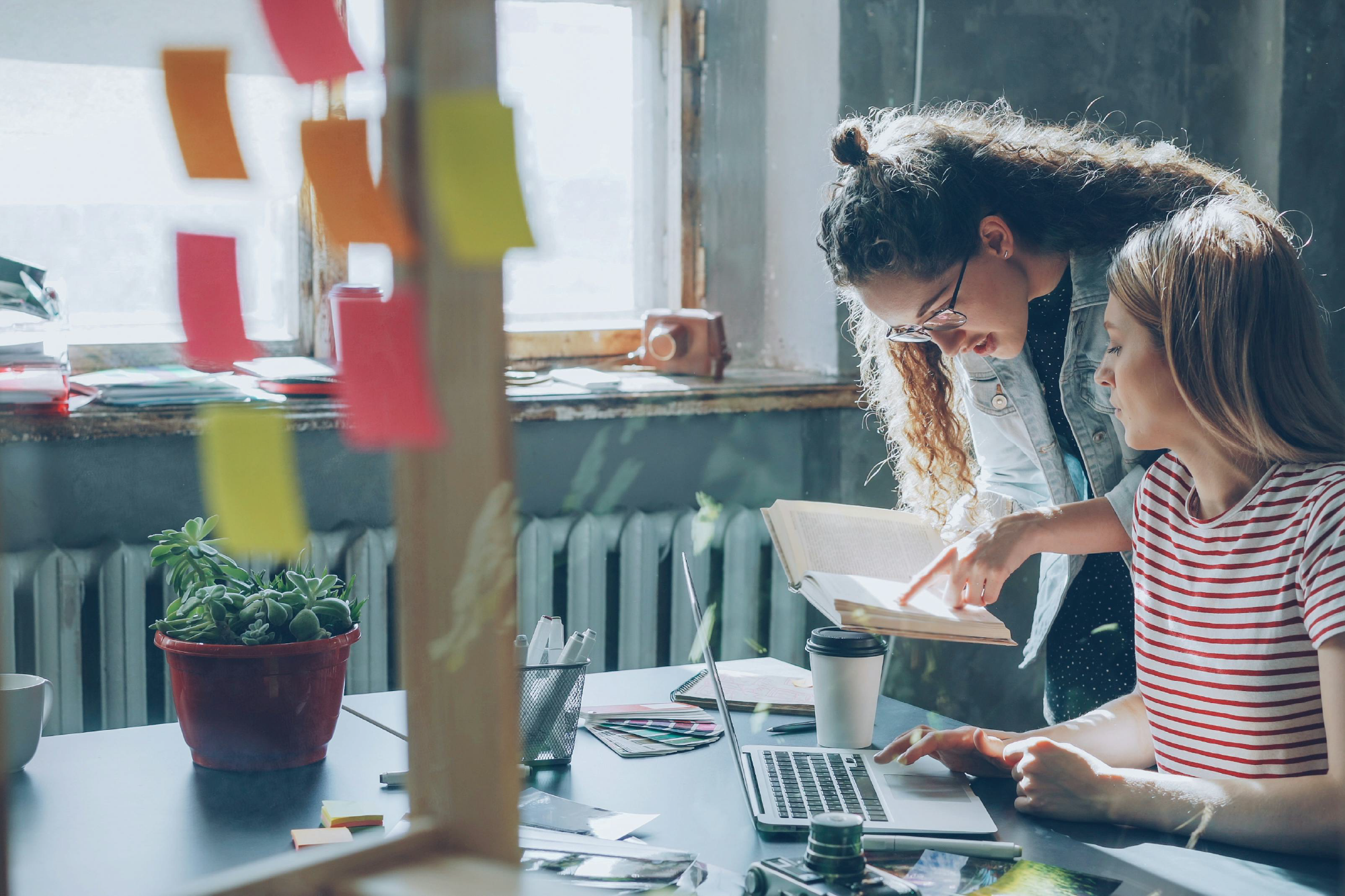 Iellow reunión de trabajo